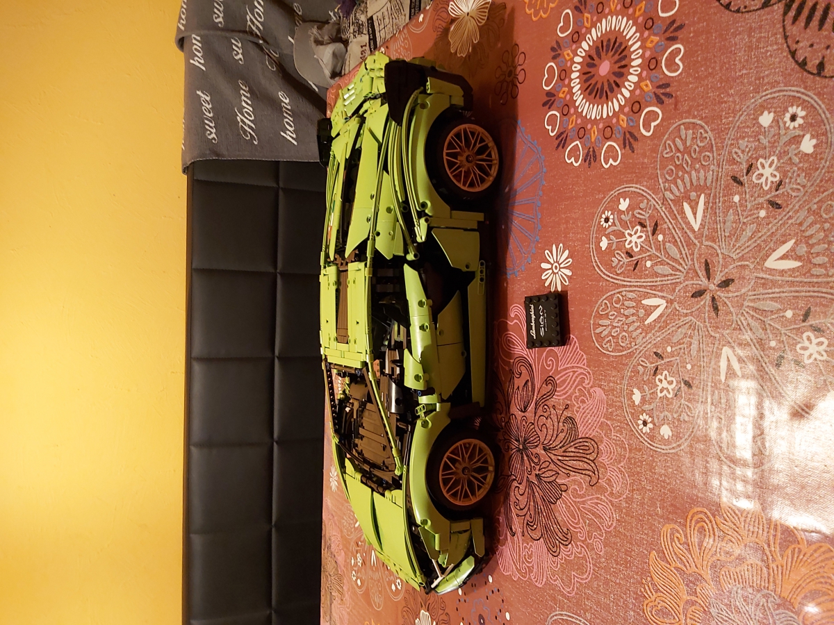 Lego Technic 42115 Lamborghini Sian