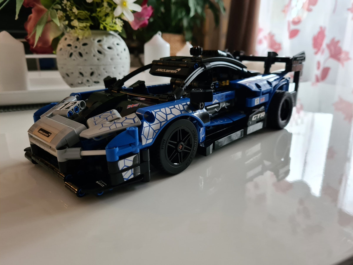 LEGO Technic 42123 McLaren Senna GTR