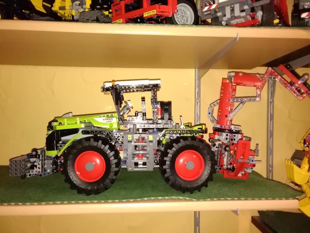 Lego Technic 42054 Claas Xerion 5000 Trac VC