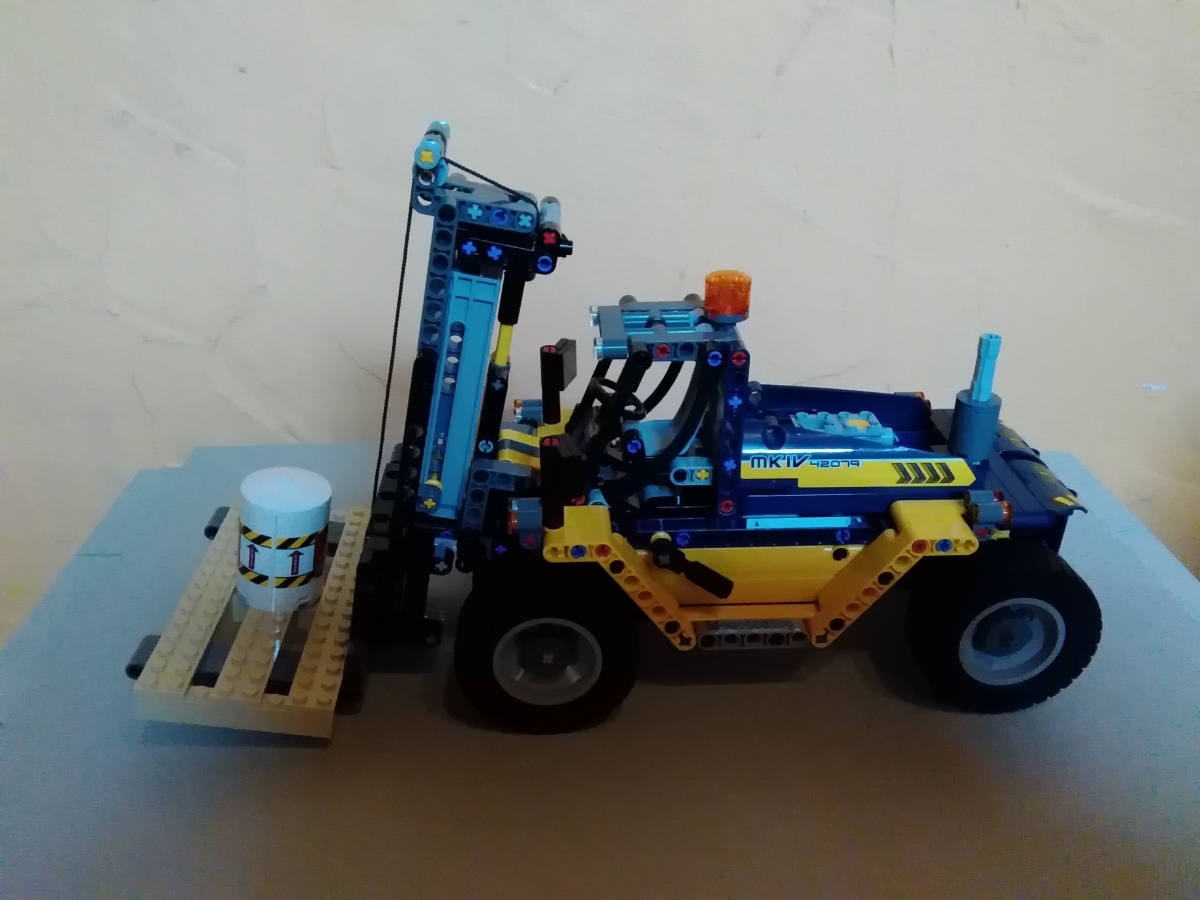 Lego Technic 42079 Schwerlast Gabelstapler