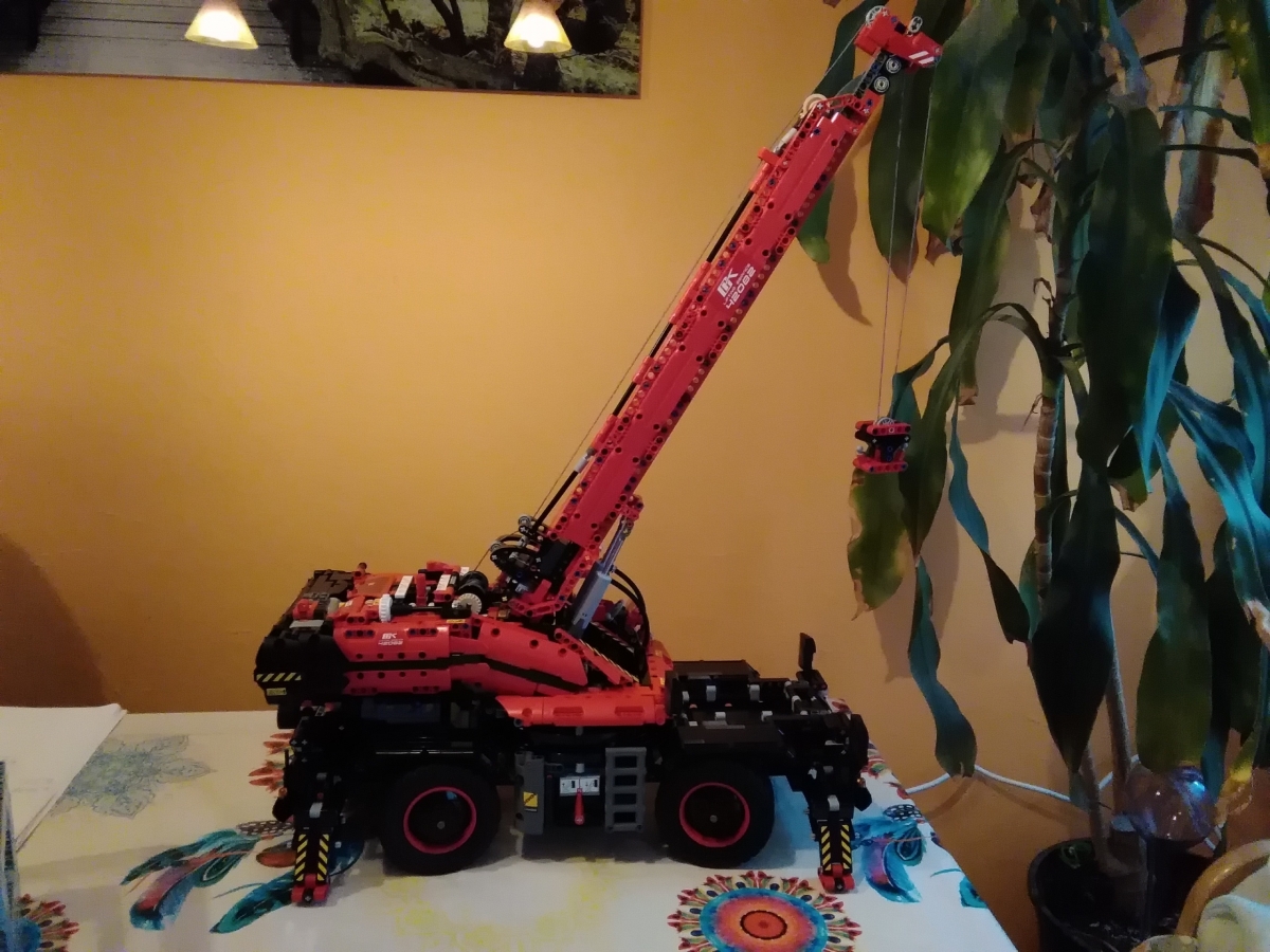 Lego Technic 42082 Geländegängiger Kranwagen